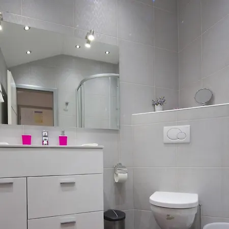 By The Sea - 20587 Apartman *